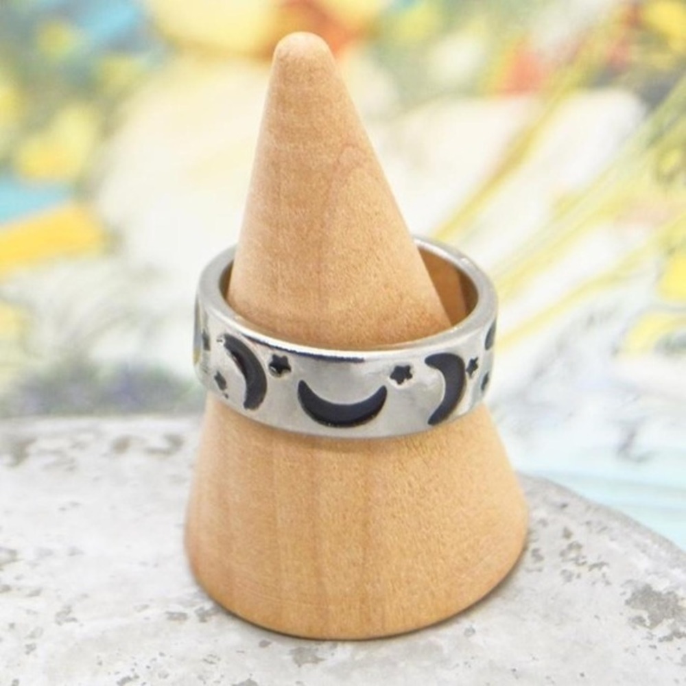 Crescent Moon Ring - Picture 2 of 5